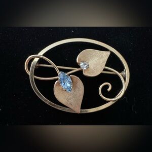 Vintage Signed Van Dell Gold Filled Blue Rhinestones Oval Swirly Brooch Pin